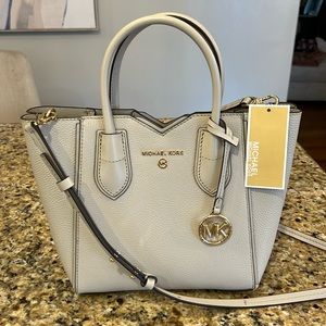 NEW Michael Kors Mae Cross Body Tote